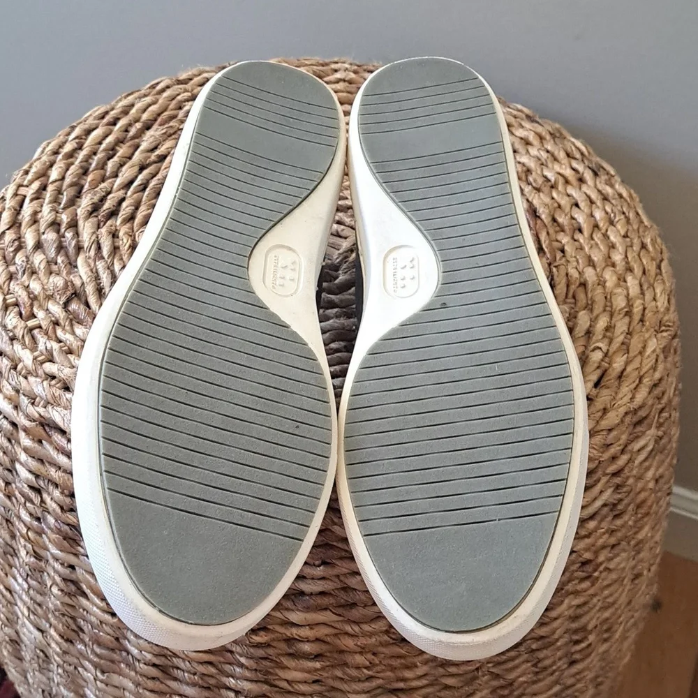 UNTUCKit‎ Mens Brown Suede/Leather Slip-On Loafer Sneakers White Soles S-10.5